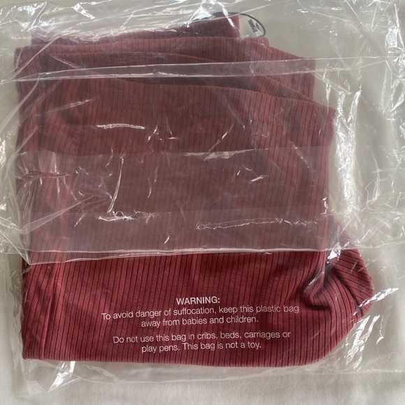 NWT LETT Madrid Ribbed Biker Shorts Terra Cotta Medium - Picture 4 of 7